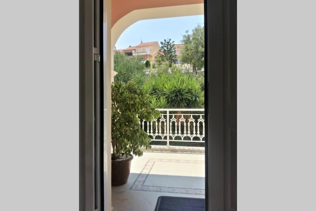 Sea And Mountains View Apartment Argostoli  Exteriör bild
